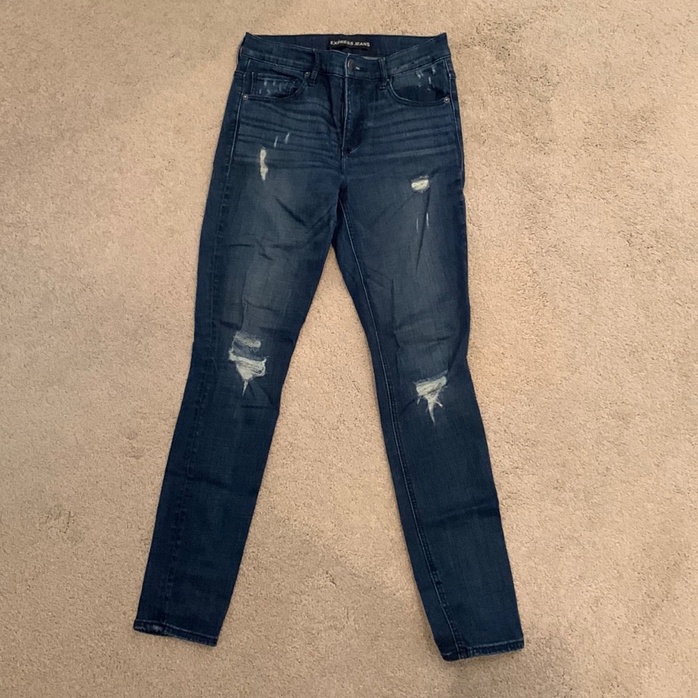 Express distressed high rise legging jean size 6, like new!